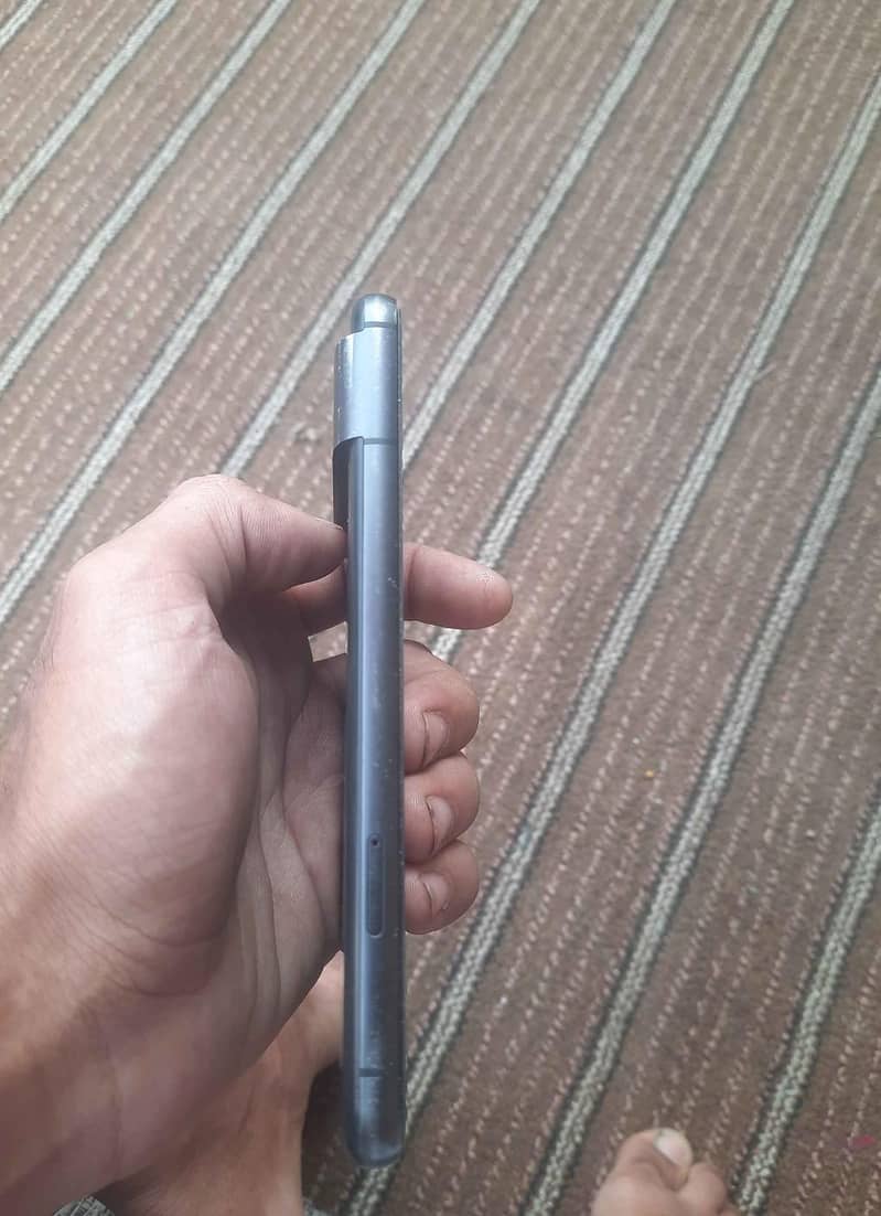 Google Pixel 8 1
