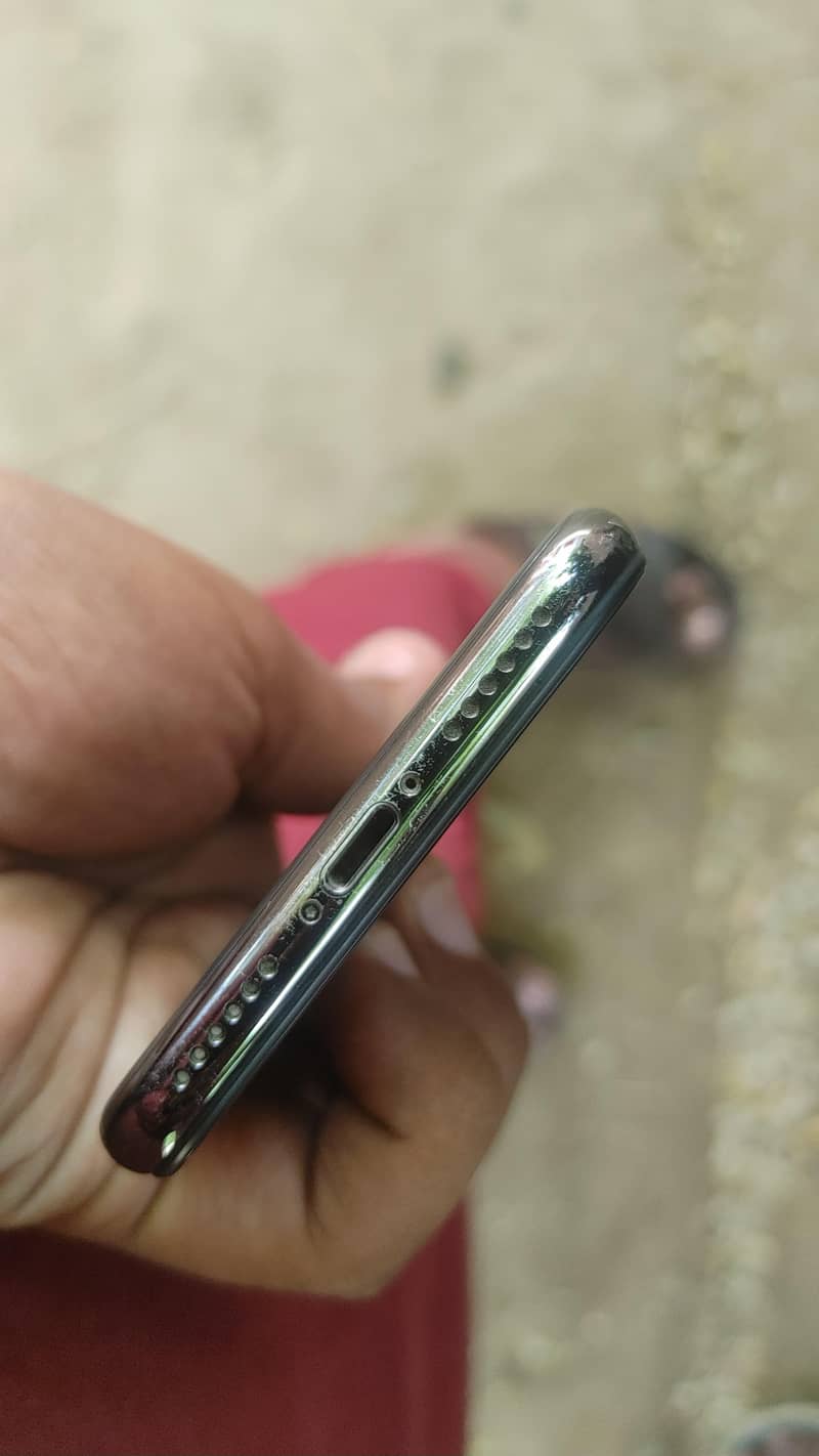 Apple iPhone x 2