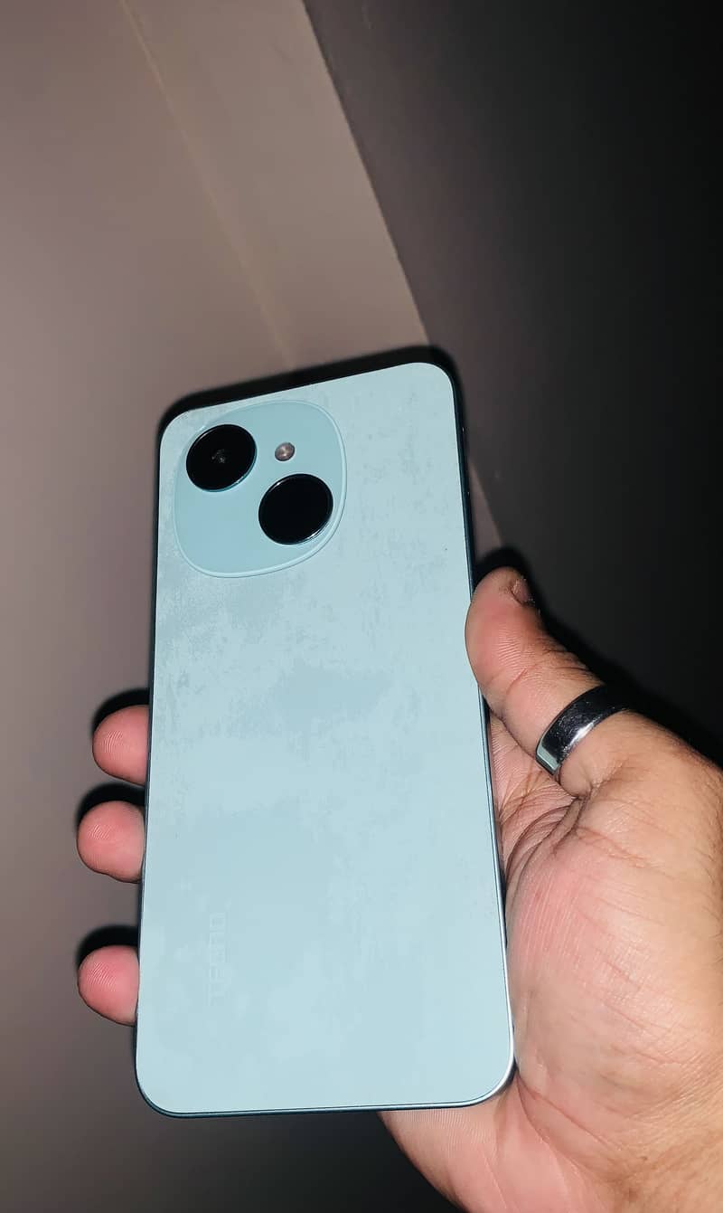 Tecno Spark Go 1 0