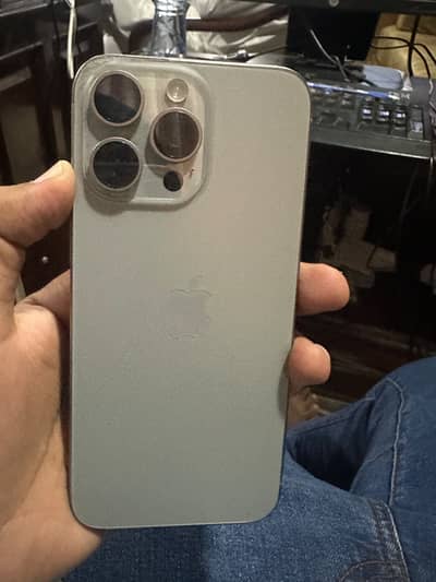 Apple iPhone 15 Pro Max