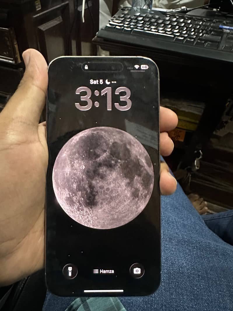 Apple iPhone 15 Pro Max 3