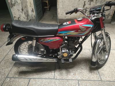 bht achi bike he. . 2018model. . . 03023584353