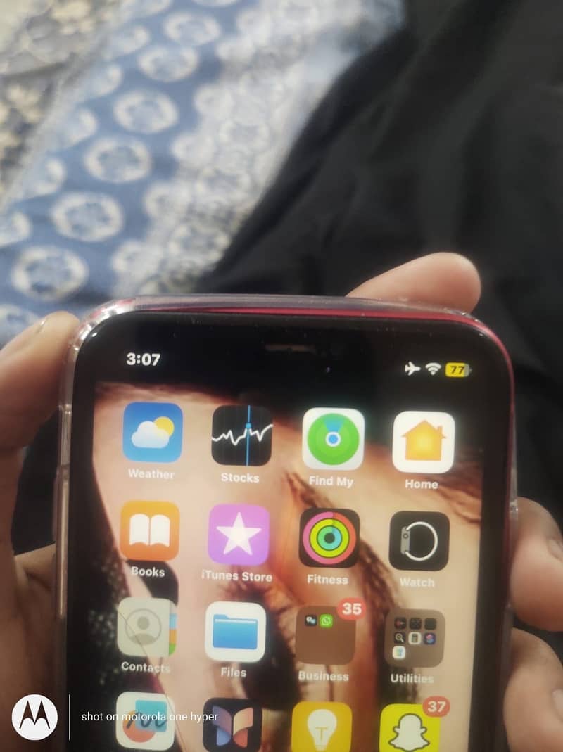 Apple iPhone XR 1