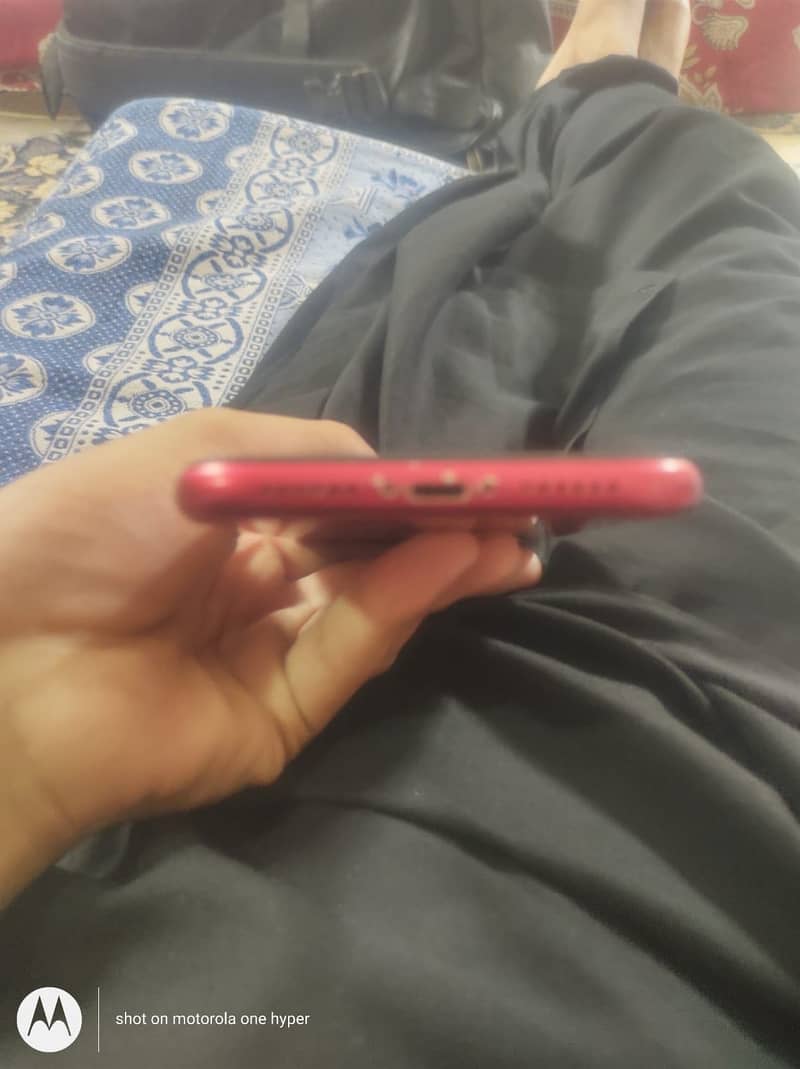 Apple iPhone XR 5