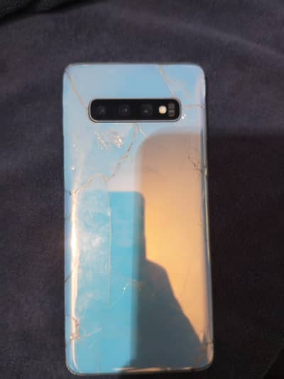 Samsung galaxy s10 8gb ram + 8 gb ram 128gb storage