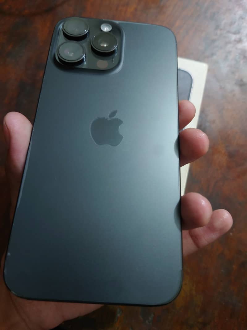 Apple iPhone 15 Pro Max JV 2