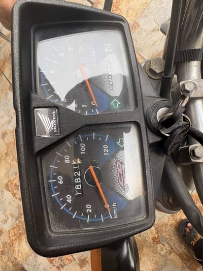 Honda 125 Special black edition
