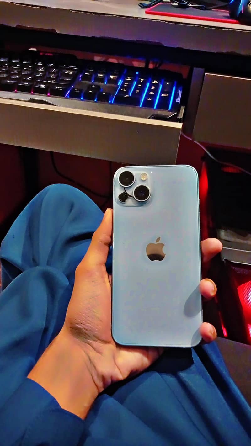 Apple iPhone 14 2