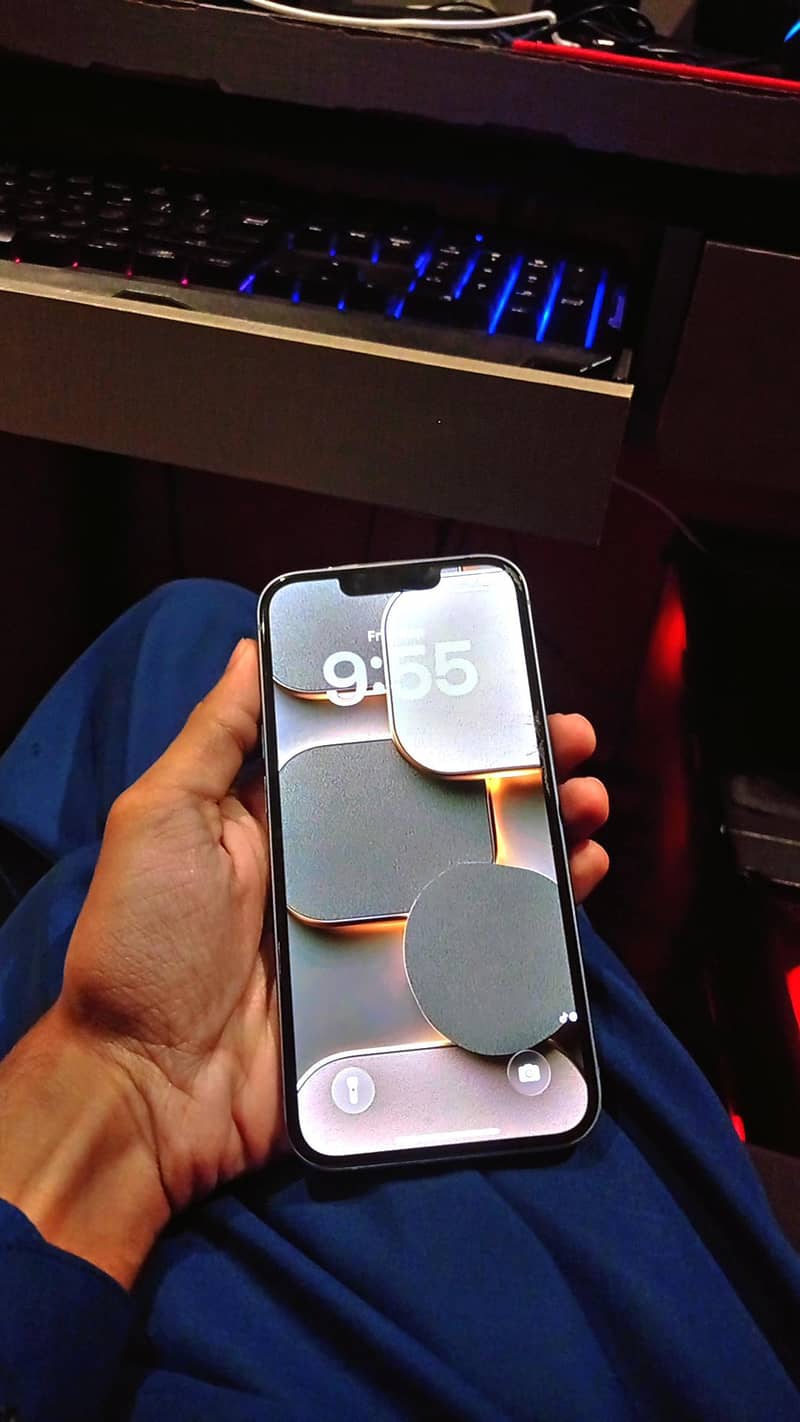 Apple iPhone 14 5