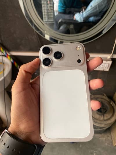 Apple iPhone XR convert 17 pro
