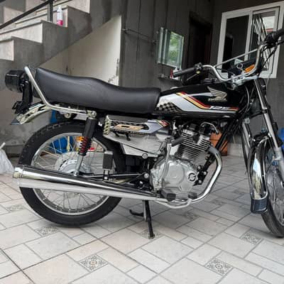 26 Model CG125 Simple Brand New.