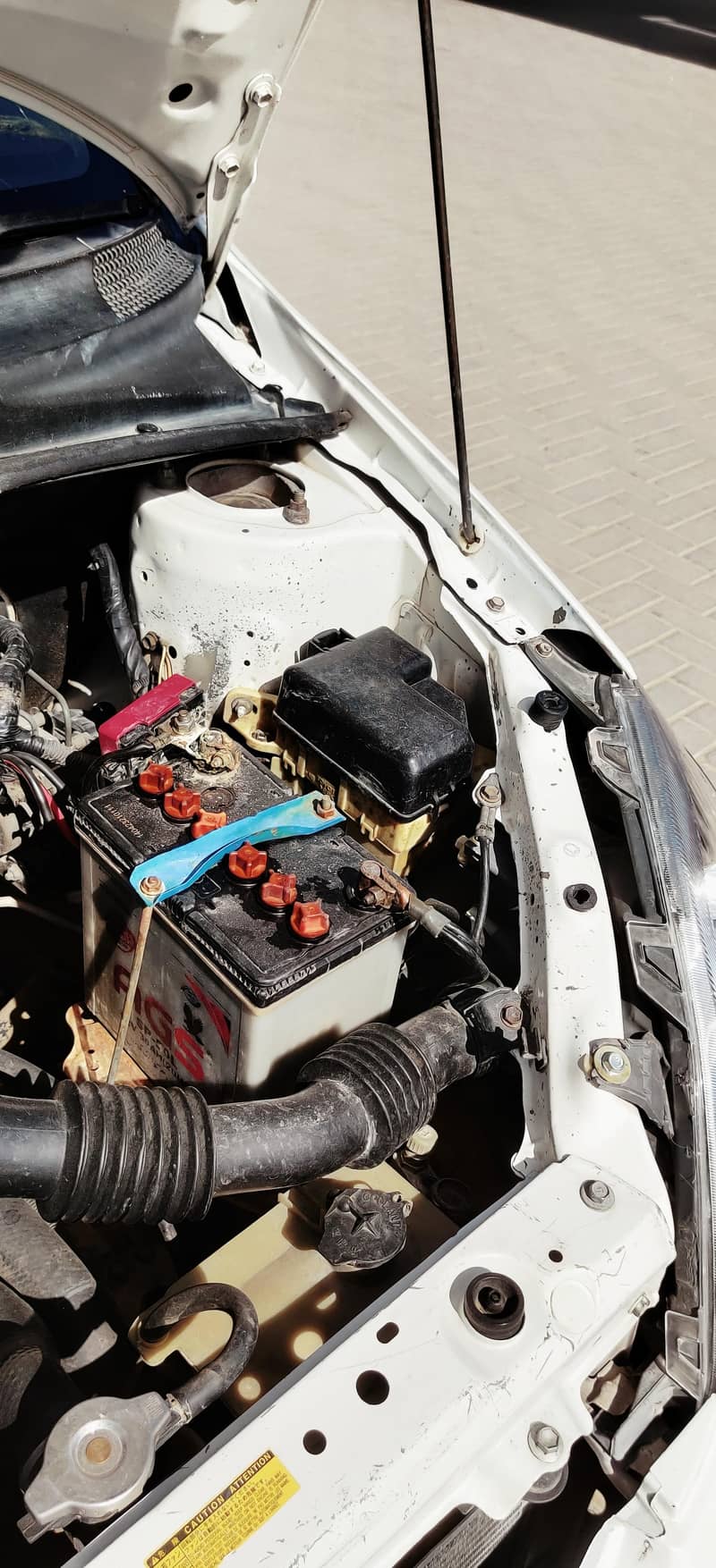 Toyota Vitz 2004 5