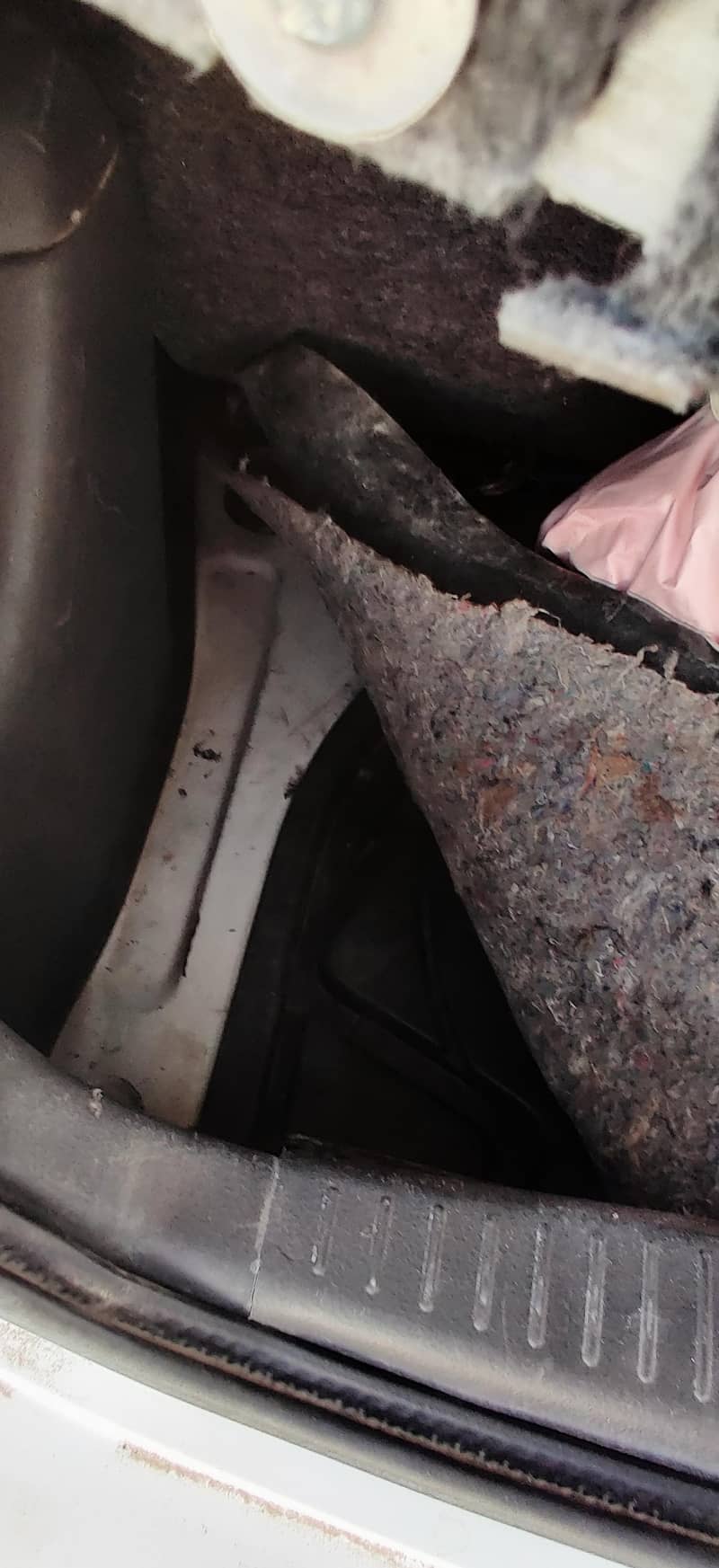 Toyota Vitz 2004 11