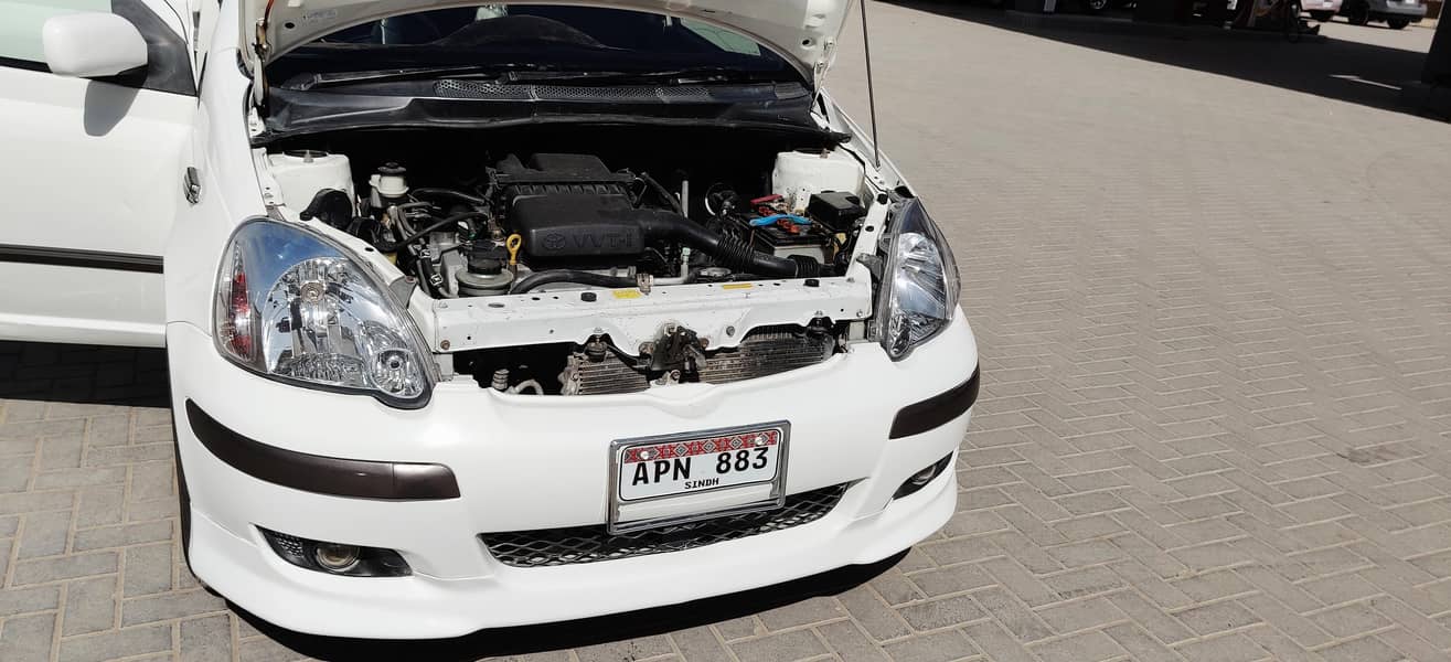 Toyota Vitz 2004 12