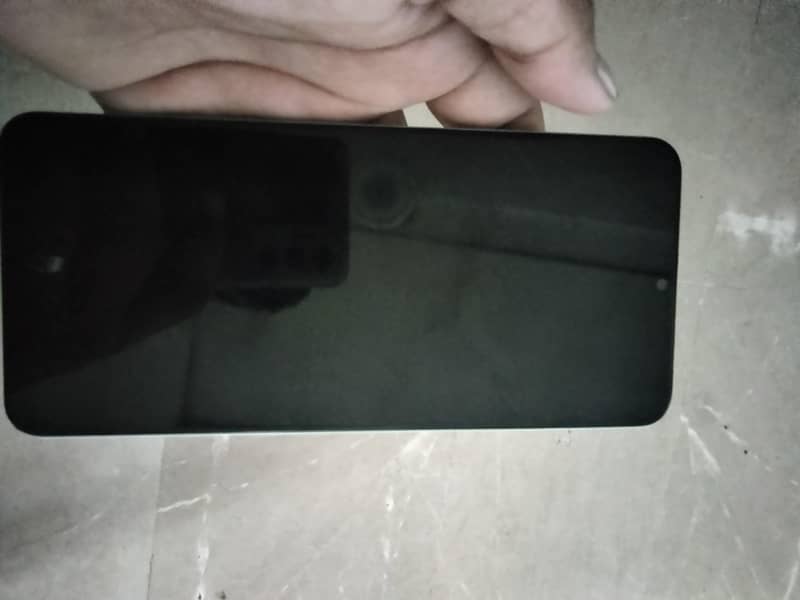 Realme C51 0