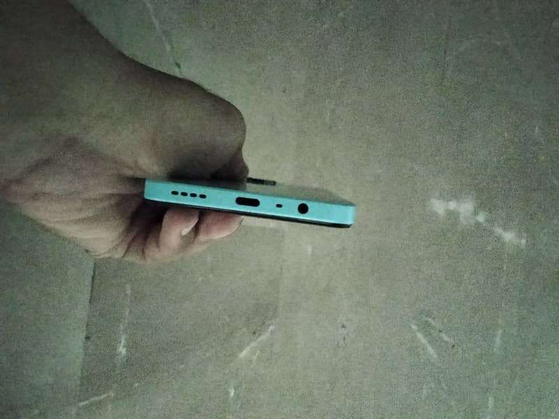 Realme C51 3