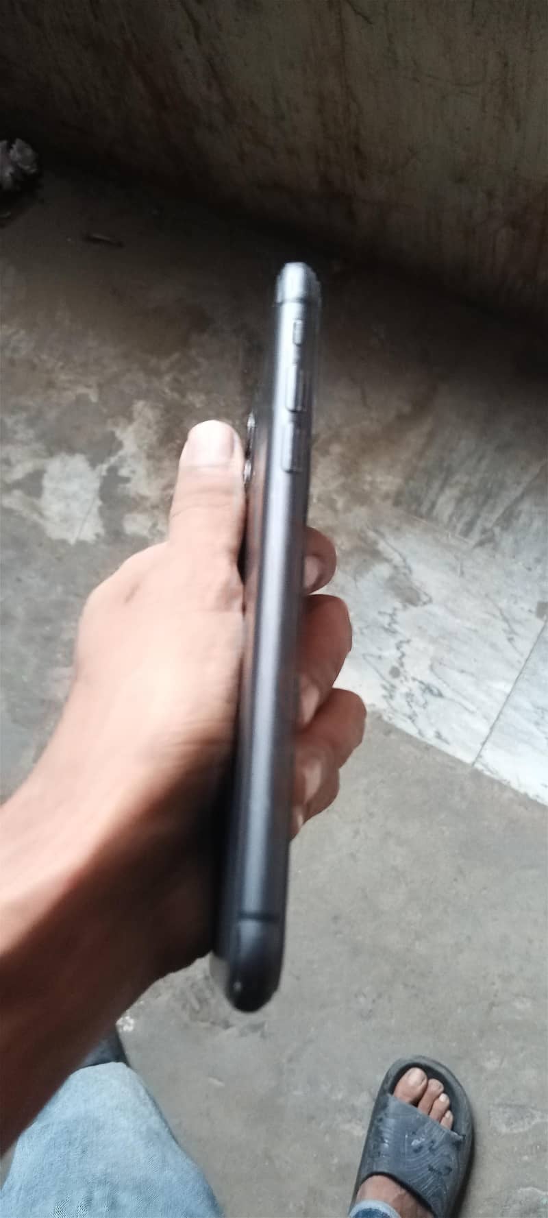 Apple iPhone 11 4