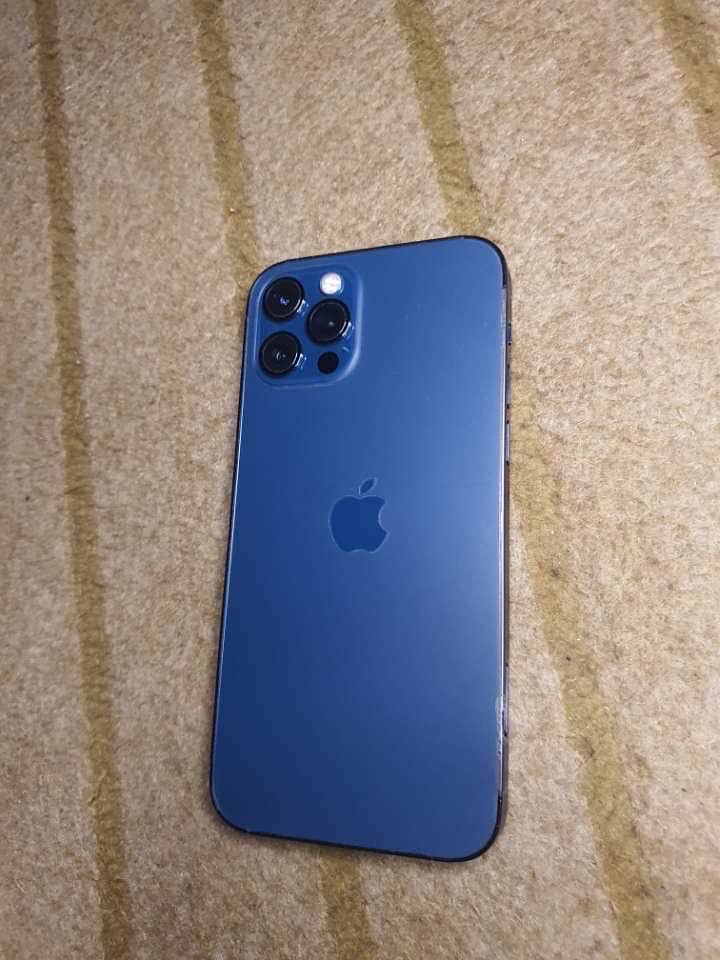 Apple iPhone 12 0