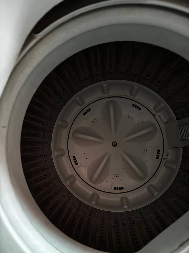 Dawlance Automatic Washing Machine -Used 1