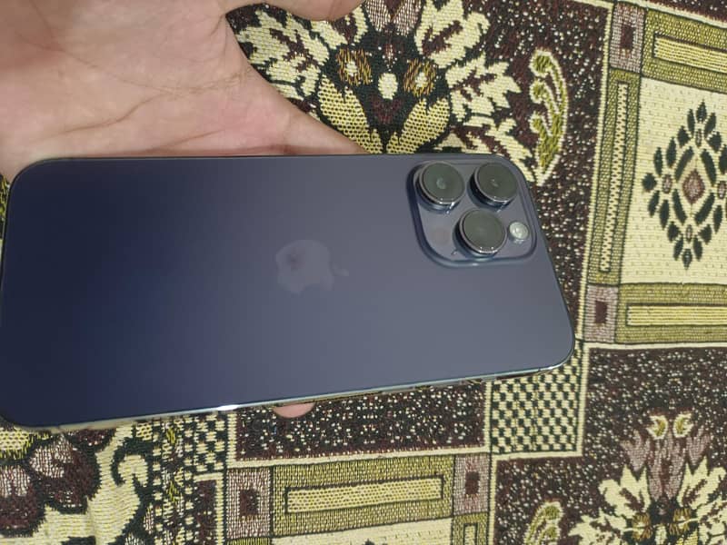 Apple iPhone 14 Pro Max 1
