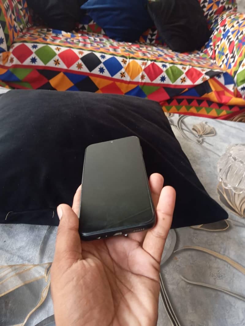 Samsung Mobile A14 9