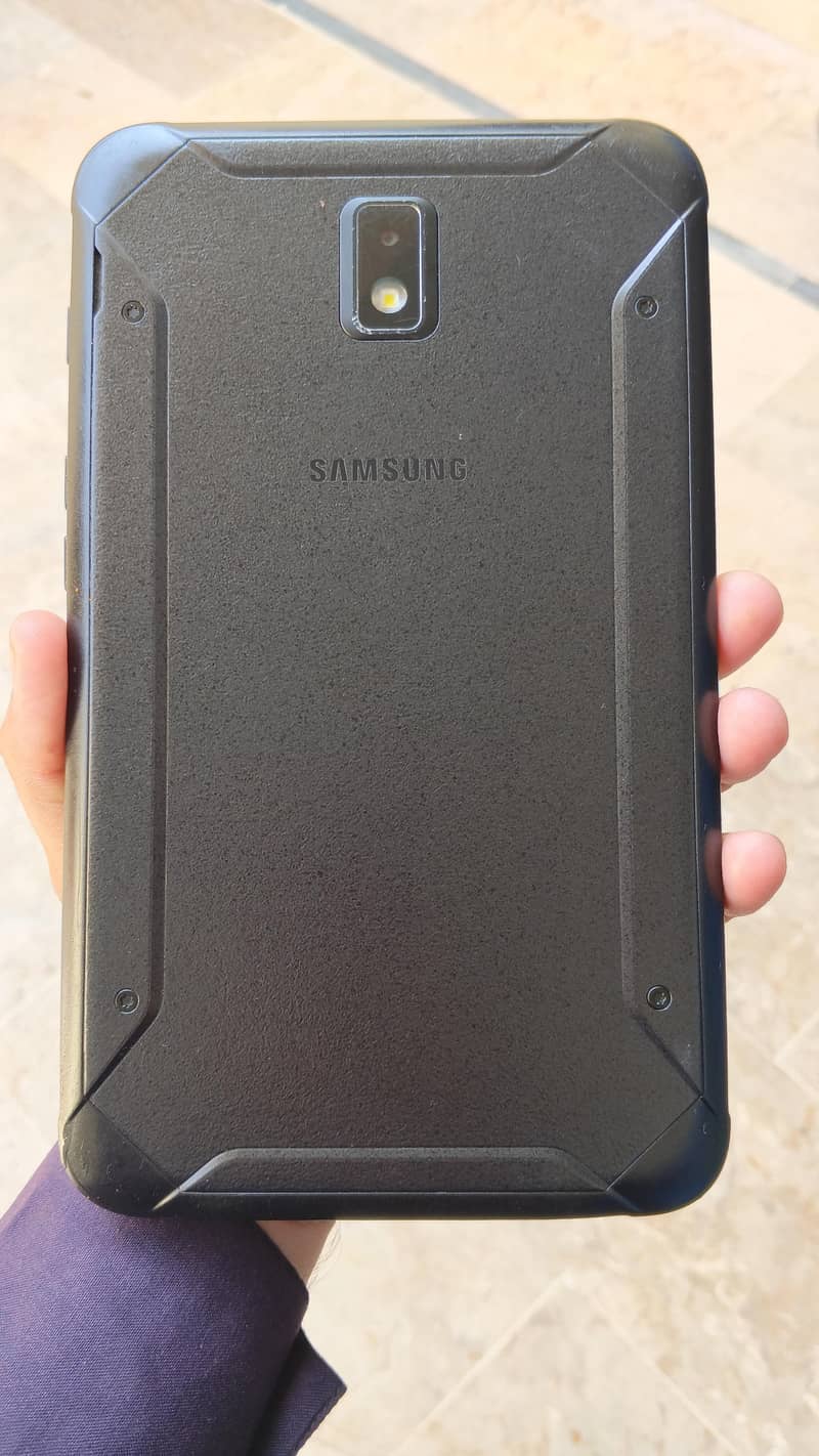 Samsung Active 2 Tablet 0