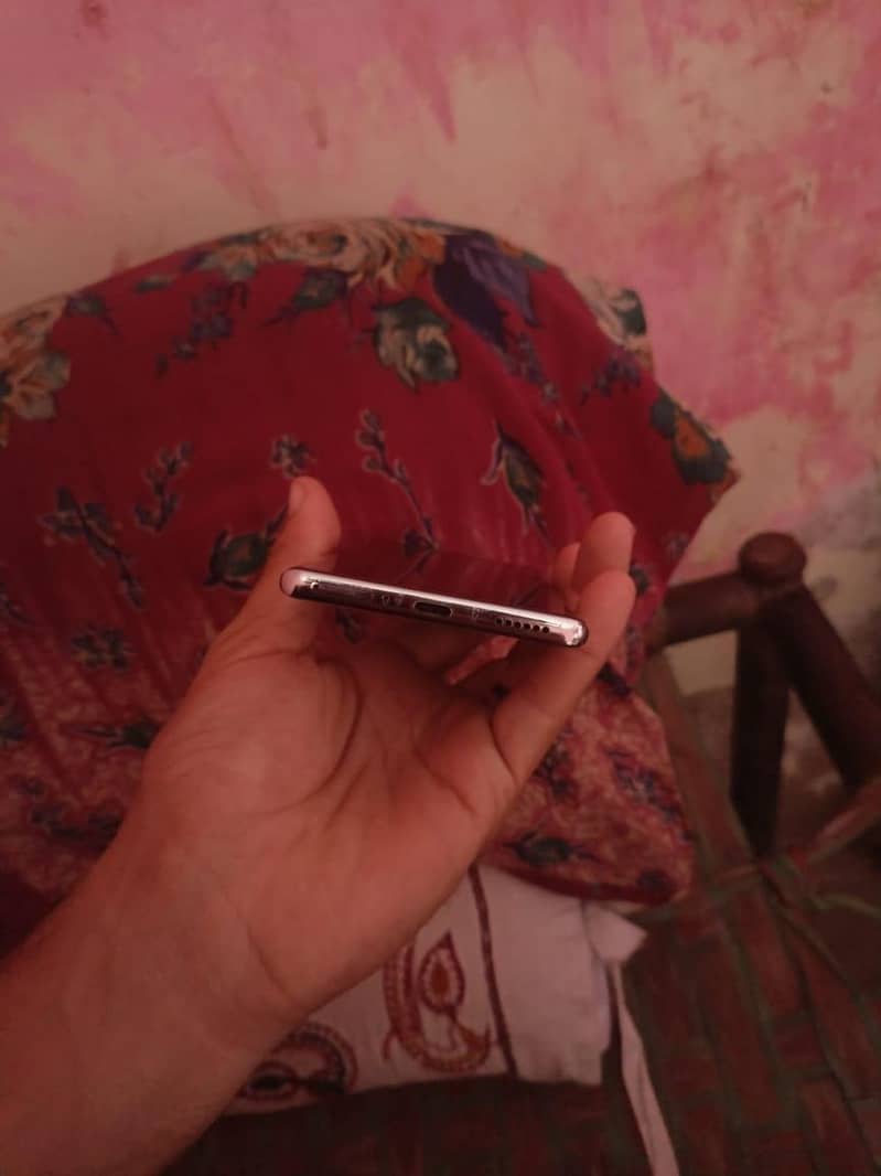 Tecno CAMON 40 Pro 3