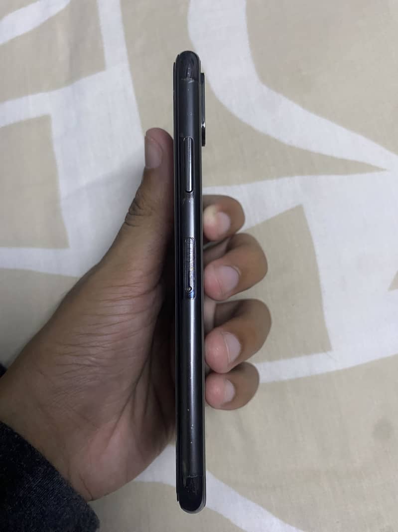 Apple iPhone XS 2