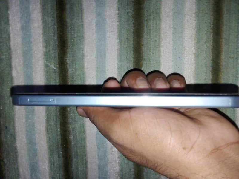 OPPO A6x. 1