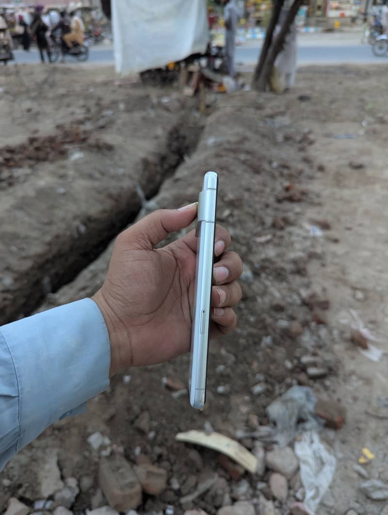 Google Pixel 7 3