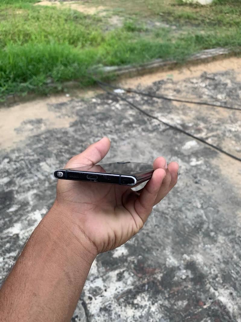 Samsung Mobile Note 10 Plus 15