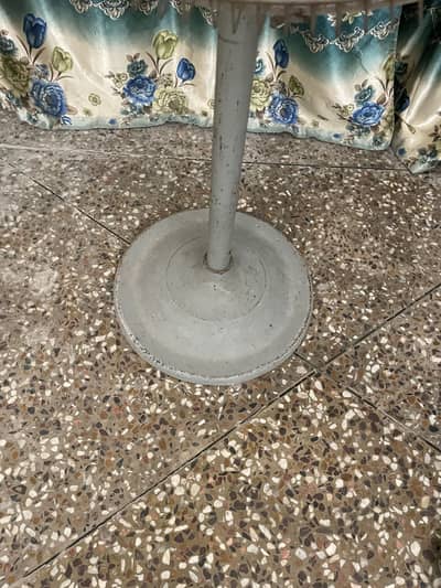 Dc fand Used Stand Fan Metal Body – Good Working Condition