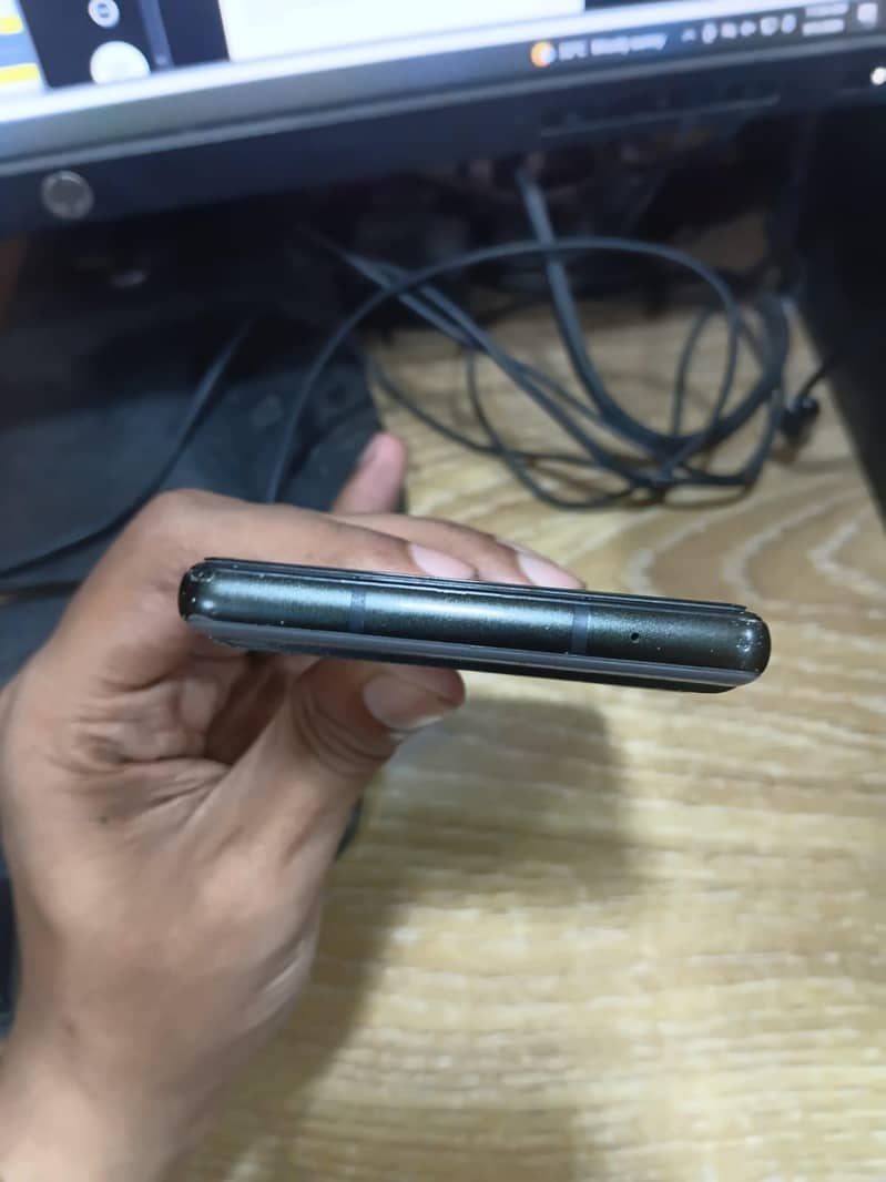 Google Pixel 6a 5