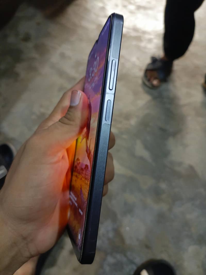Realme Note 60x 4