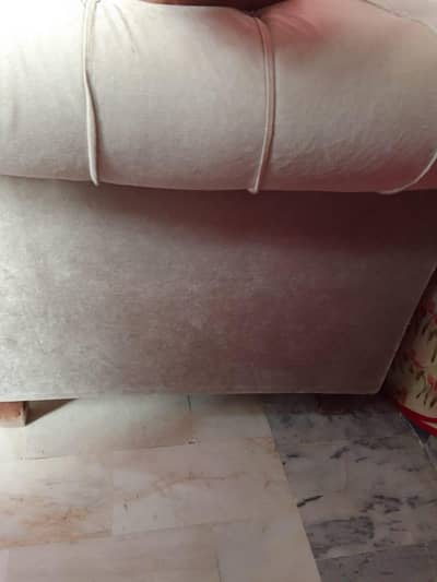 5 sofa set 3&2 slity used