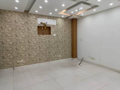 4 MARLA FLOOR FOR RENT IN MAIN ROAD OF DHA PHASE 6