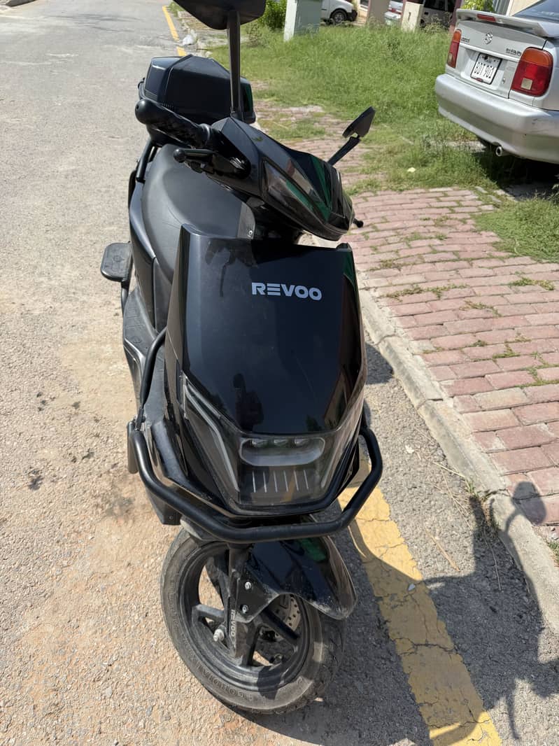 Revoo c32 3