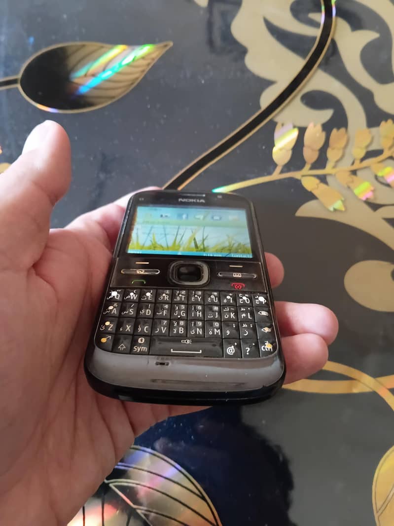 Nokia E5 1