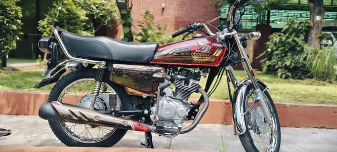 Honda CG 125 special edition (Golden)