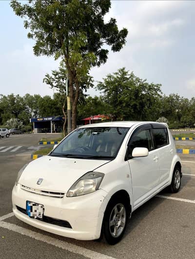 Toyota Passo 2004
