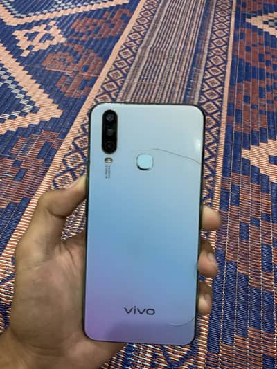 Vivo Y17