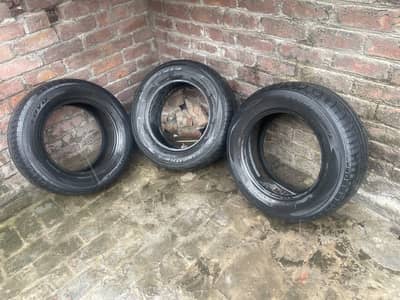 ONLY 3 TOYO JAPANESE TYRE FOR SALE (UASED)