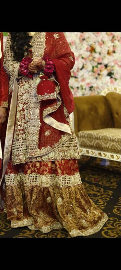 bridal dress for sell it's an urgent
