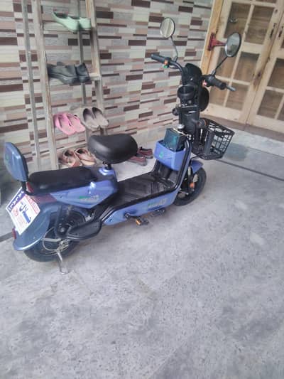 Scooty