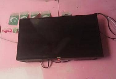 Haier 32inch led 10 by 10