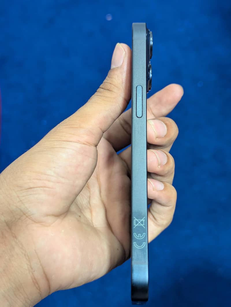Apple iPhone 14 5
