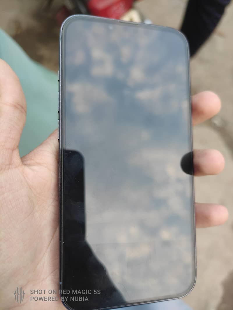 Apple iPhone 13 Pro 1