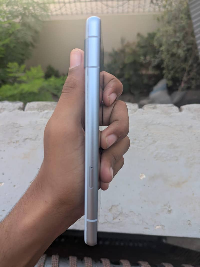 Google Pixel 7a 4