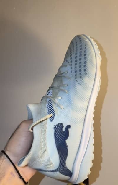 Puma future 9 football shoes grippers