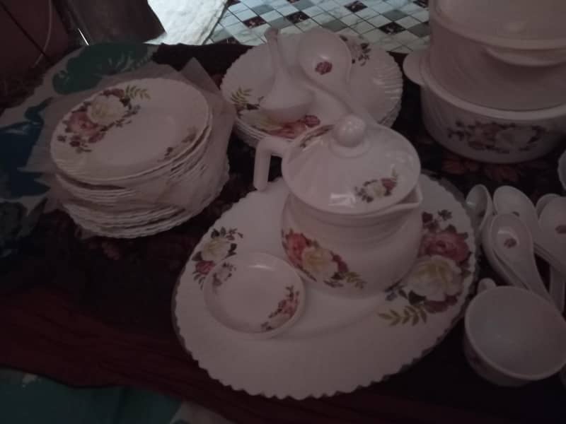 Marble dinner set 3